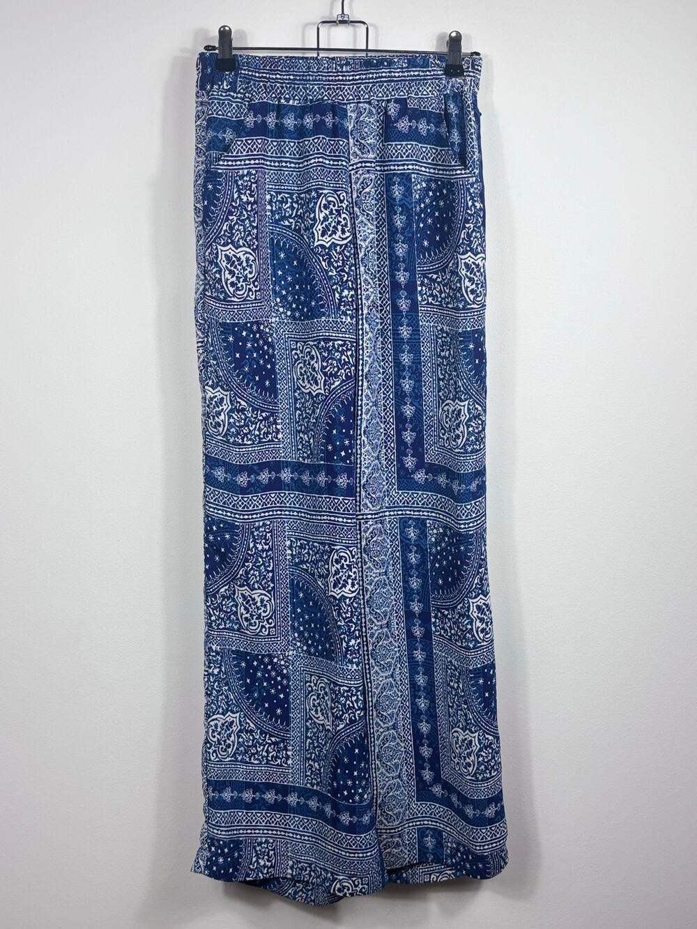💙🤍 Akira Chicago Black Label Paisley Wide Leg Pants | Size S | Navy/White